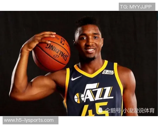 米切尔状态火热单场轰下35分18投13中正负值高达38