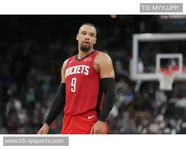 布克透露狄龙赛后因末节争执道歉全队已释怀继续向前