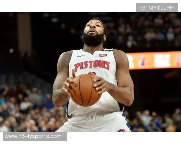 德拉蒙德篮板数突破11000大关成现役第二仅次于詹姆斯的辉煌成就