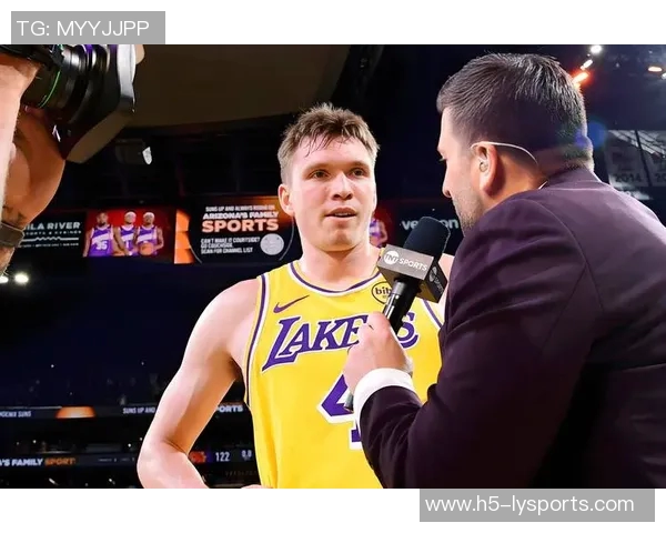 湖人替补得分惨淡遭遇惨败雷迪克需迎接严峻挑战与考验