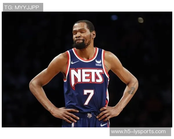 杜兰特调侃年轻球员称赛前挂筐行为显幼稚太老了